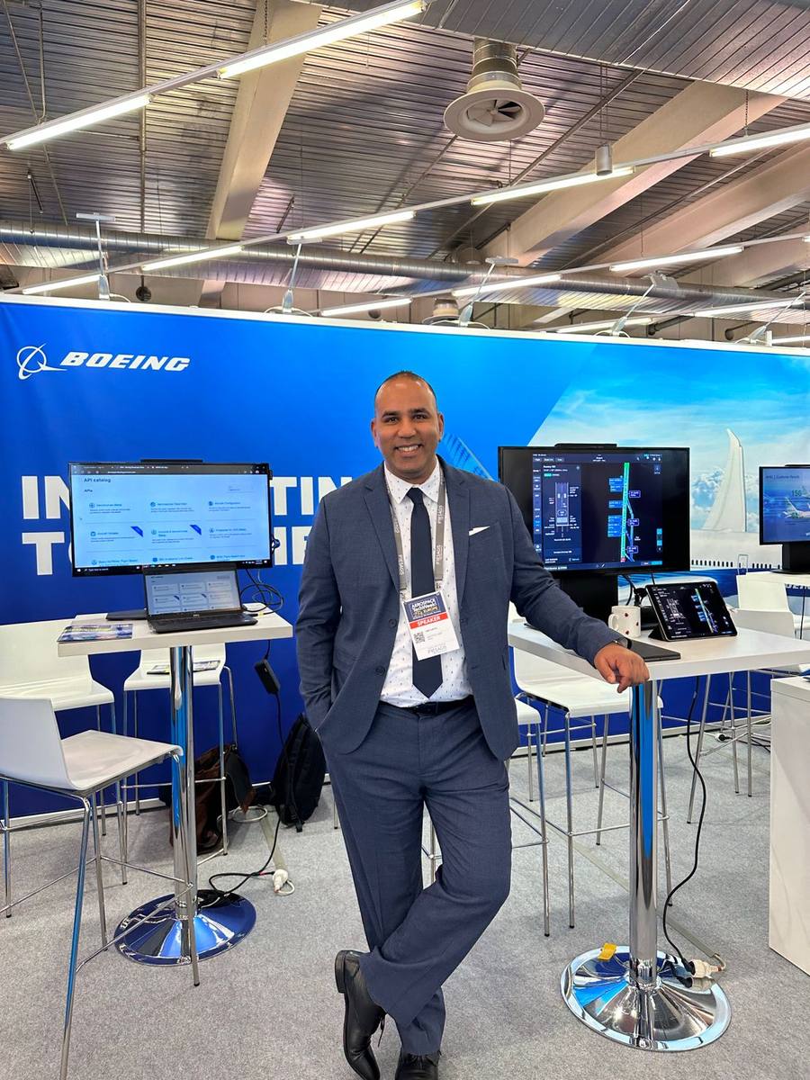 Adil Lahrizi at an aviation industry event
